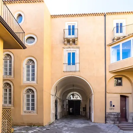 Crociferi Palace - Exclusive Brand 